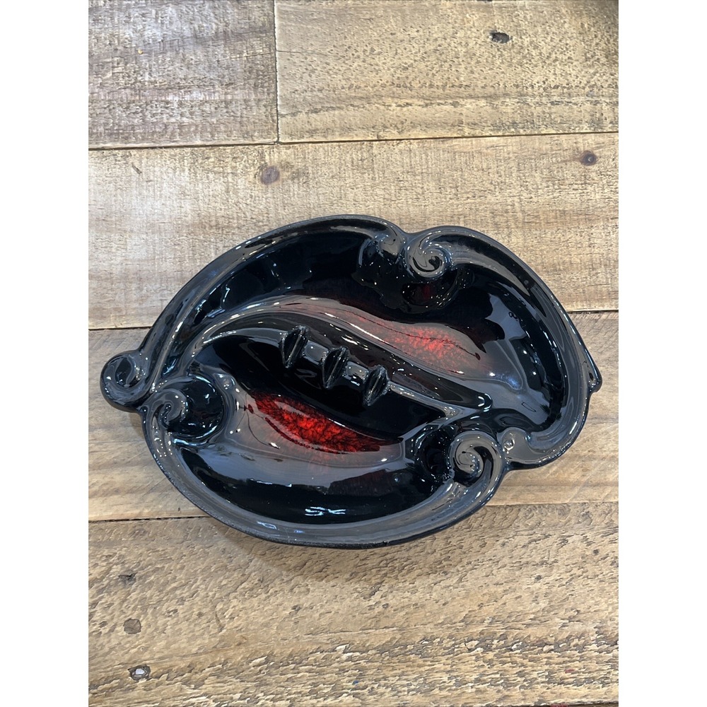 Vintage Maurice California Pottery Ashtray Black And Red High Gloss